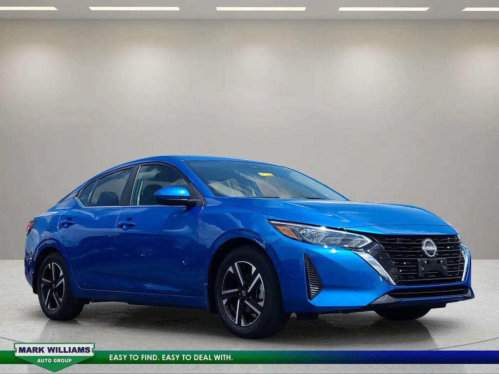2025 Nissan Sentra SV — photo 1 of 13