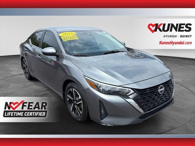 2025 Nissan Sentra SV — photo 1 of 11