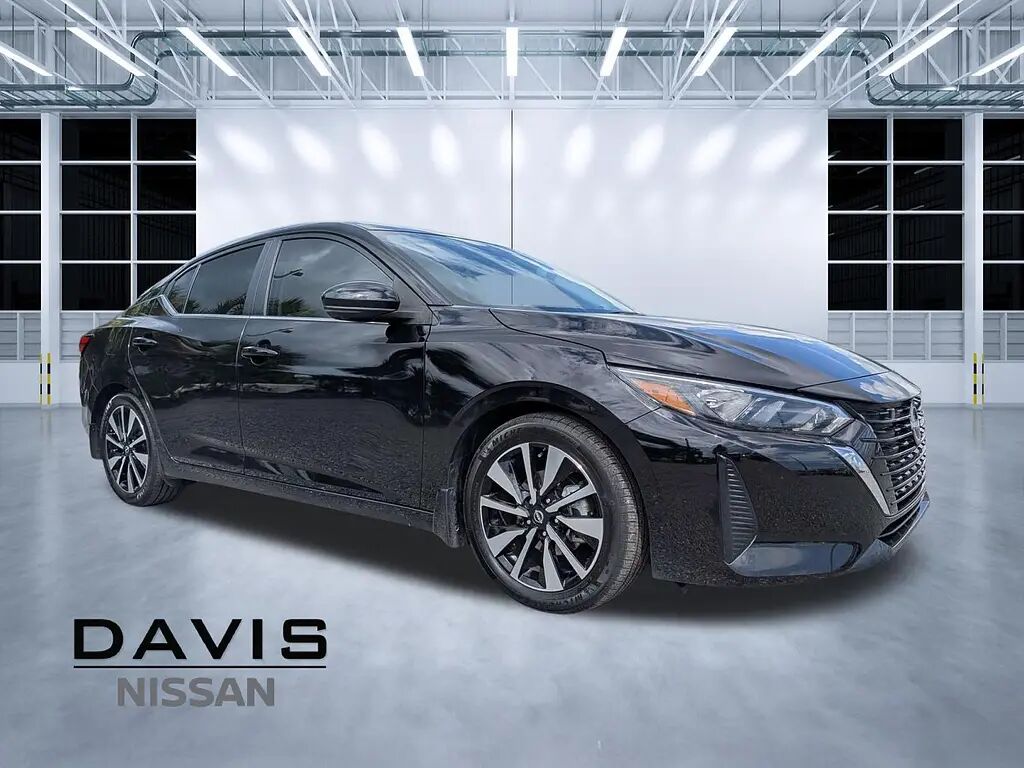 2025 Nissan Sentra SV — photo 1 of 13