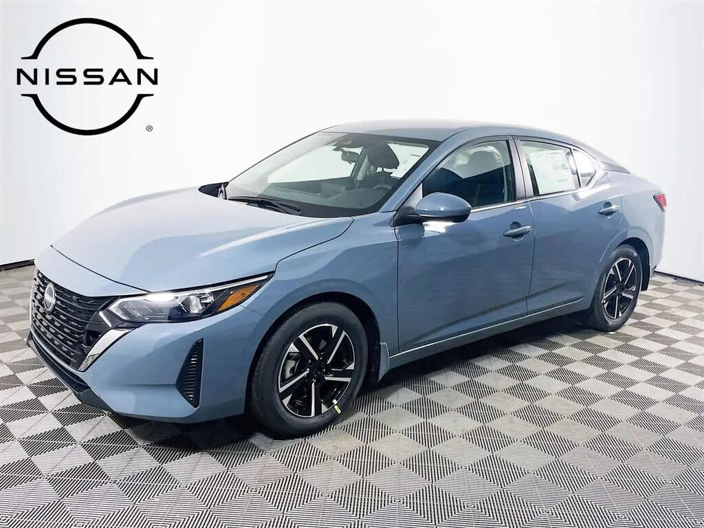 2025 Nissan Sentra SV — photo 1 of 18