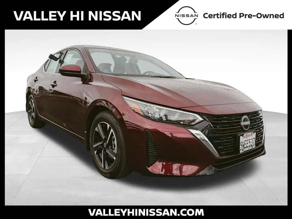 2025 Nissan Sentra SV — photo 1 of 13