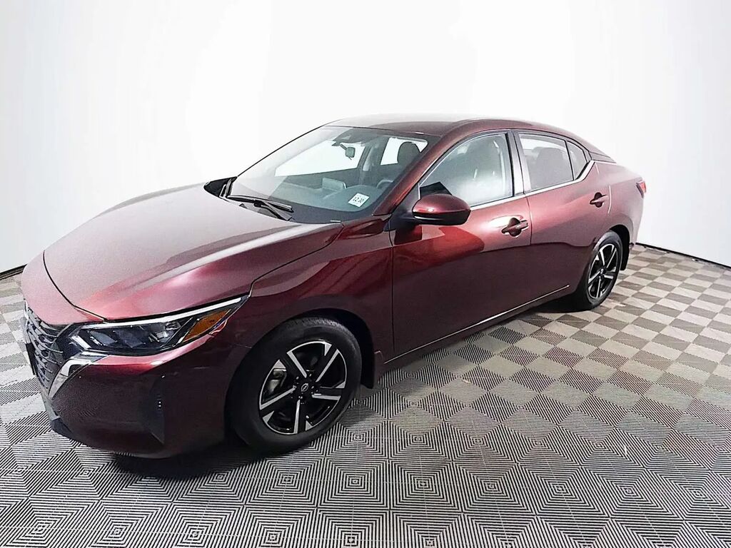 2025 Nissan Sentra SV — photo 1 of 13