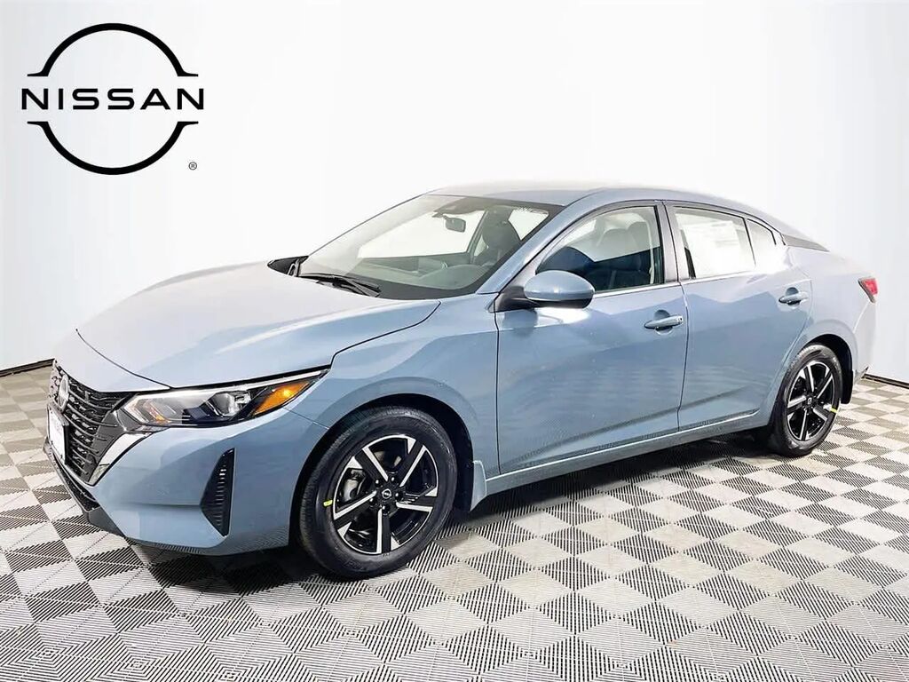 2025 Nissan Sentra SV — photo 1 of 6