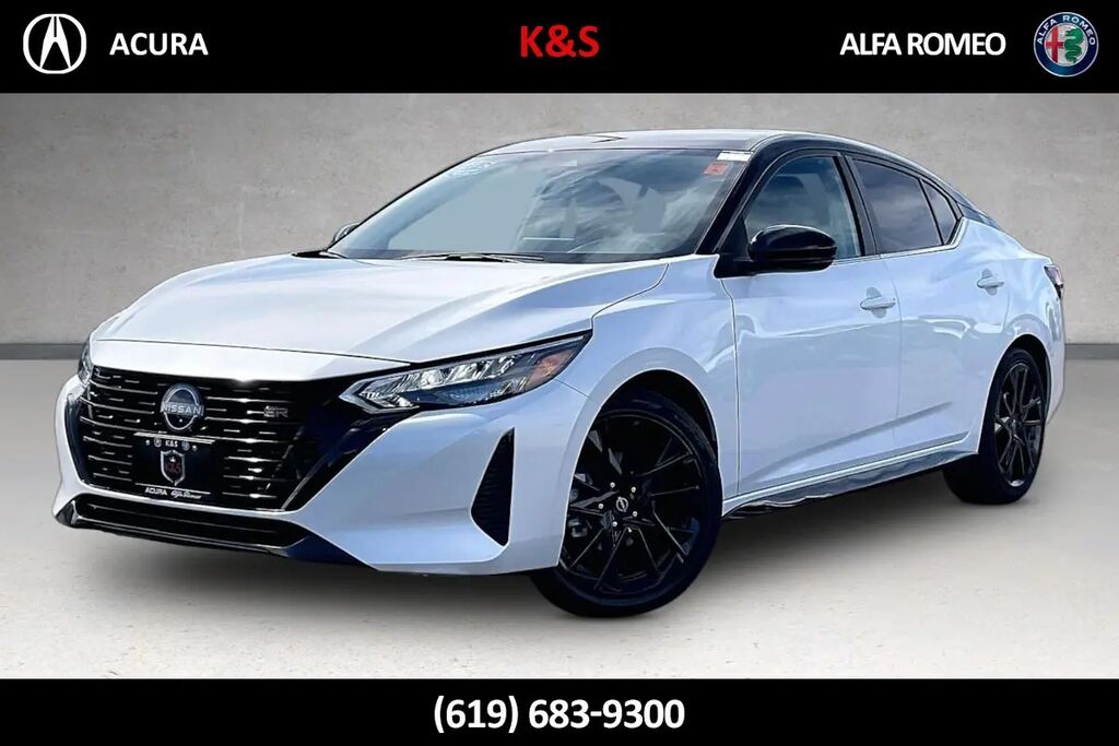 2025 Nissan Sentra SR — photo 1 of 13
