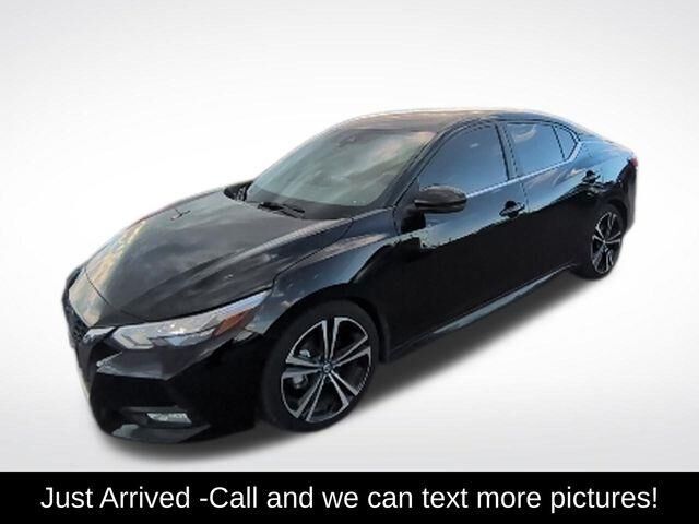 2020 Nissan Sentra SR — photo 1 of 13