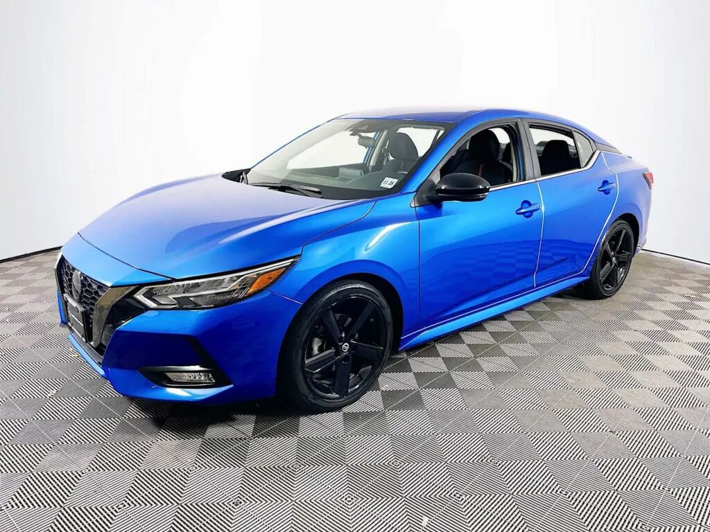 2023 Nissan Sentra SR — photo 1 of 13
