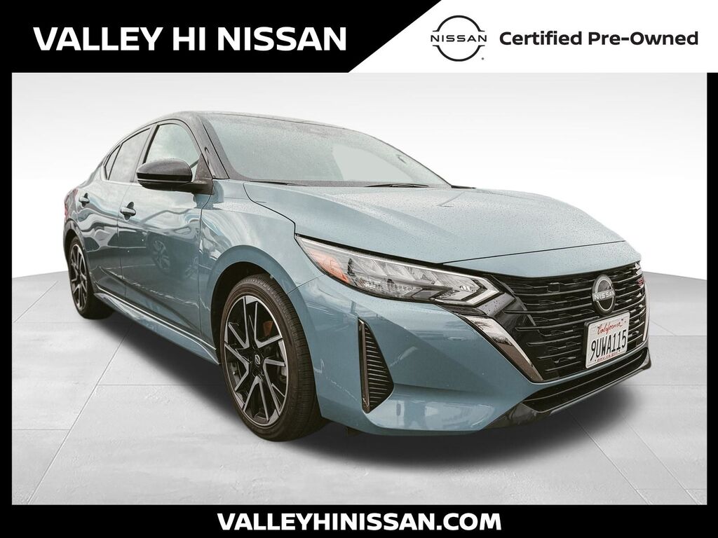 2025 Nissan Sentra SR — photo 1 of 13