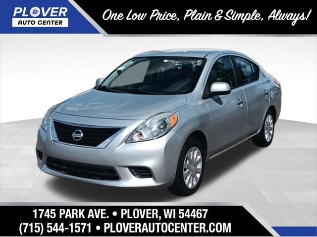 2012 Nissan Versa 1.6 SV