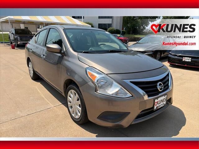 2017 Nissan Versa 1.6 SV