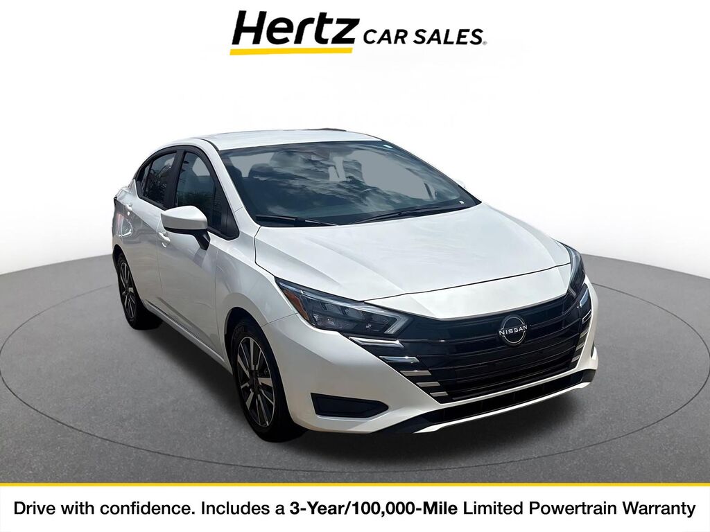 2025 Nissan Versa SV — photo 1 of 11