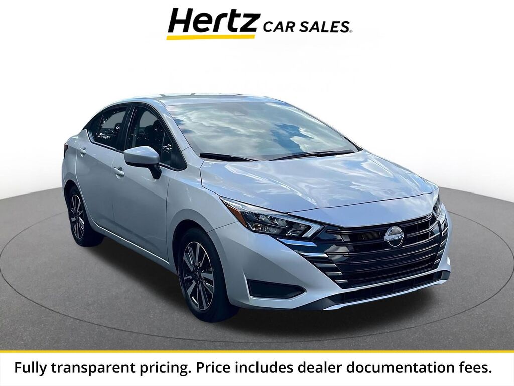 2025 Nissan Versa SV — photo 1 of 30
