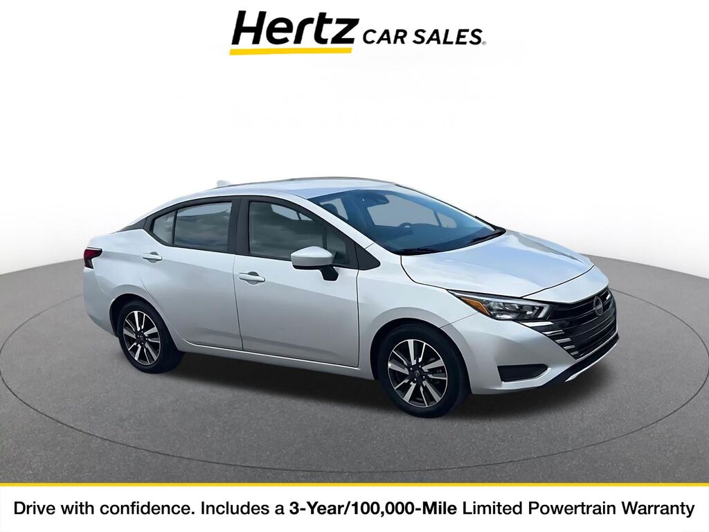2025 Nissan Versa SV — photo 1 of 11
