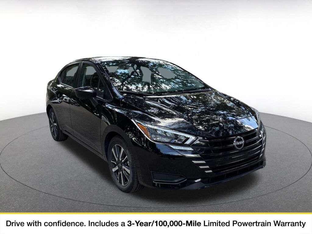 2025 Nissan Versa SV — photo 1 of 11