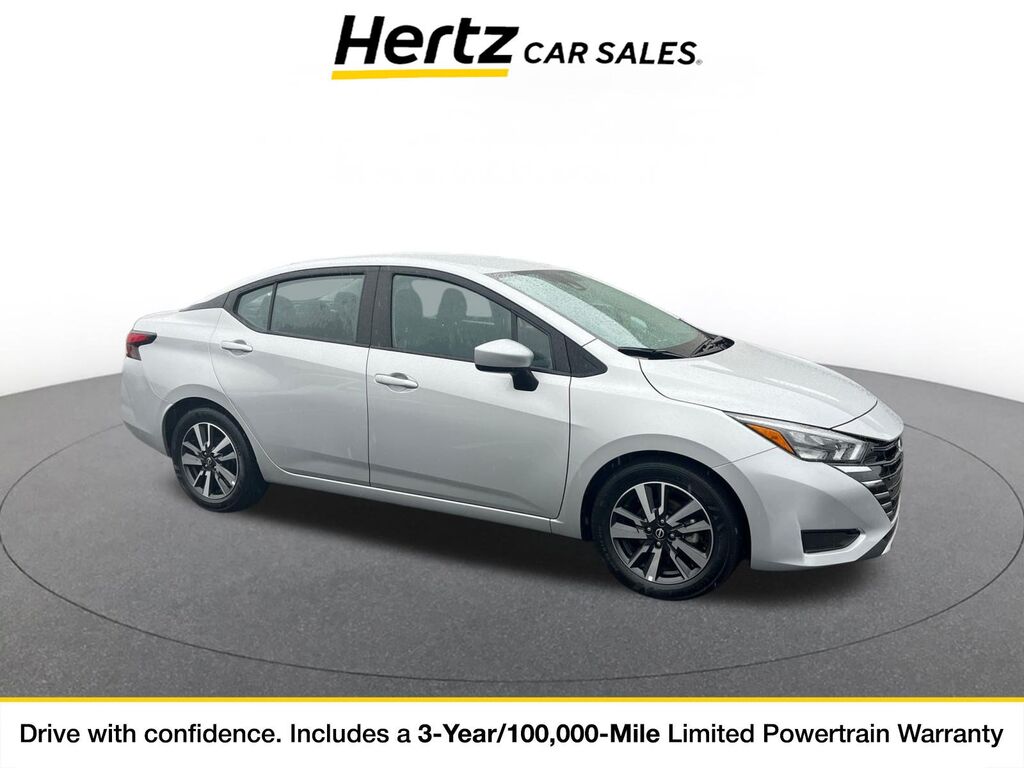 2025 Nissan Versa SV — photo 1 of 11