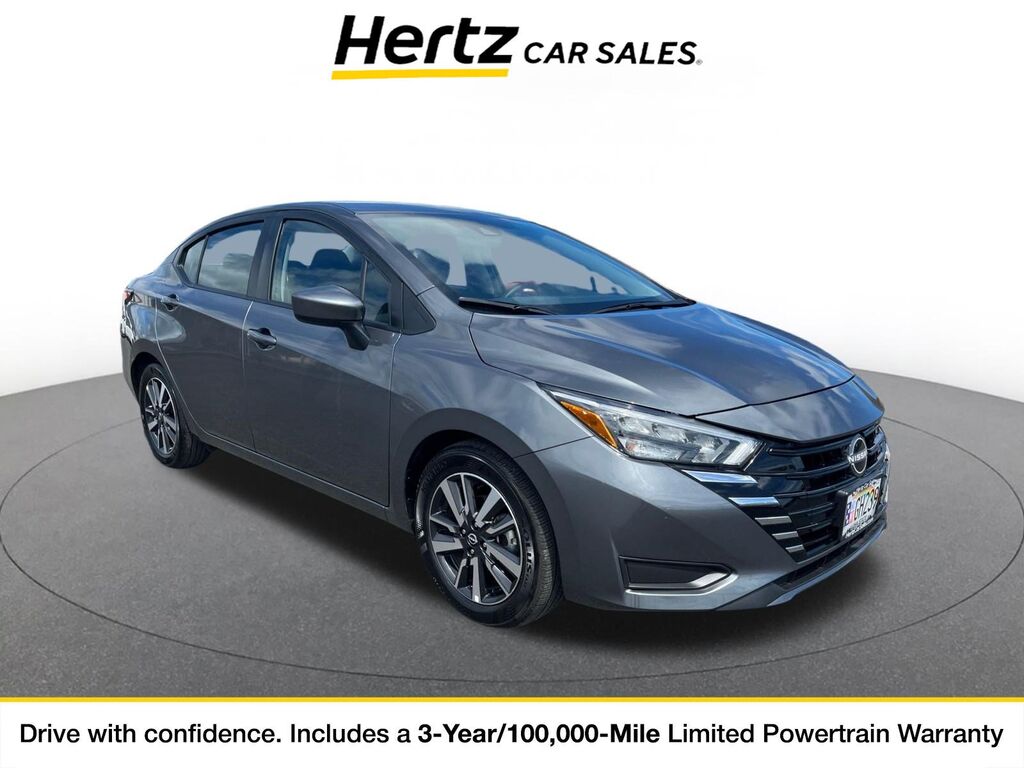 2025 Nissan Versa SV — photo 1 of 11