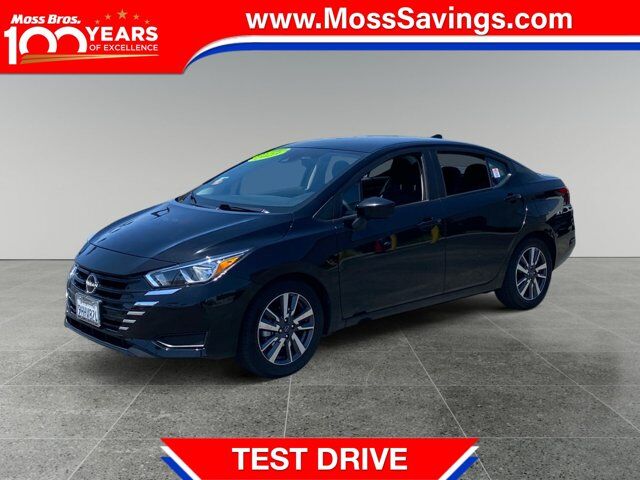 2023 Nissan Versa SV