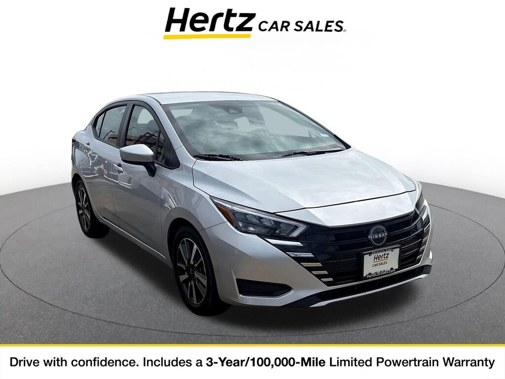 2025 Nissan Versa SV — photo 1 of 11