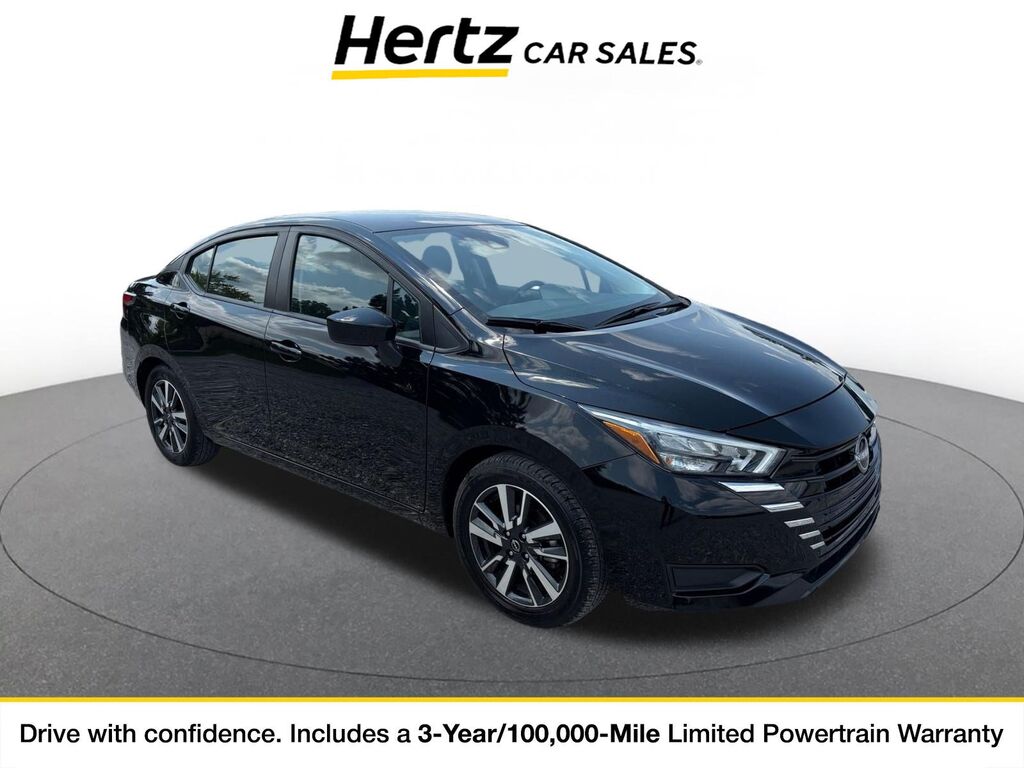 2025 Nissan Versa SV — photo 1 of 11
