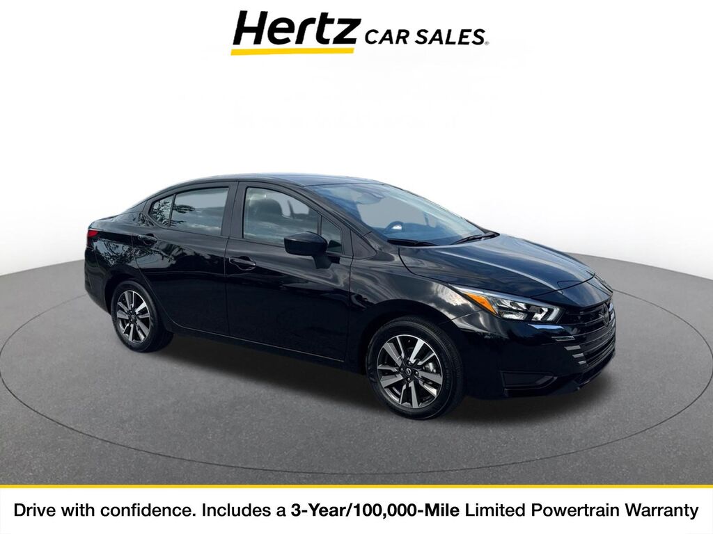 2025 Nissan Versa SV — photo 1 of 11