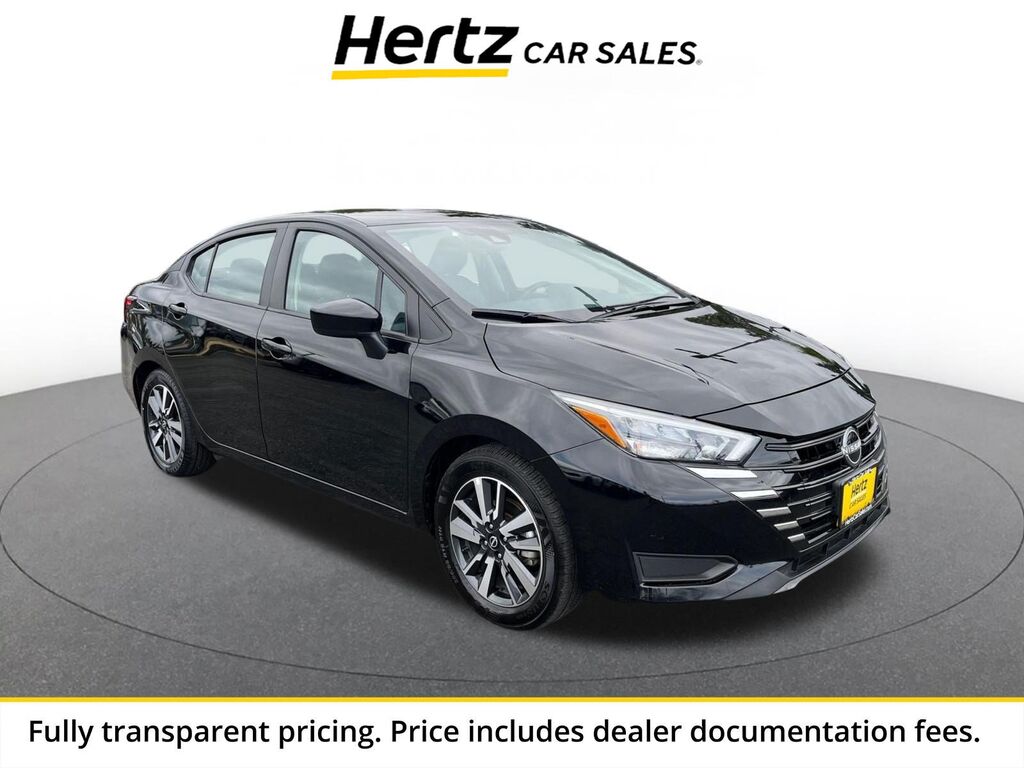 2025 Nissan Versa SV — photo 1 of 11