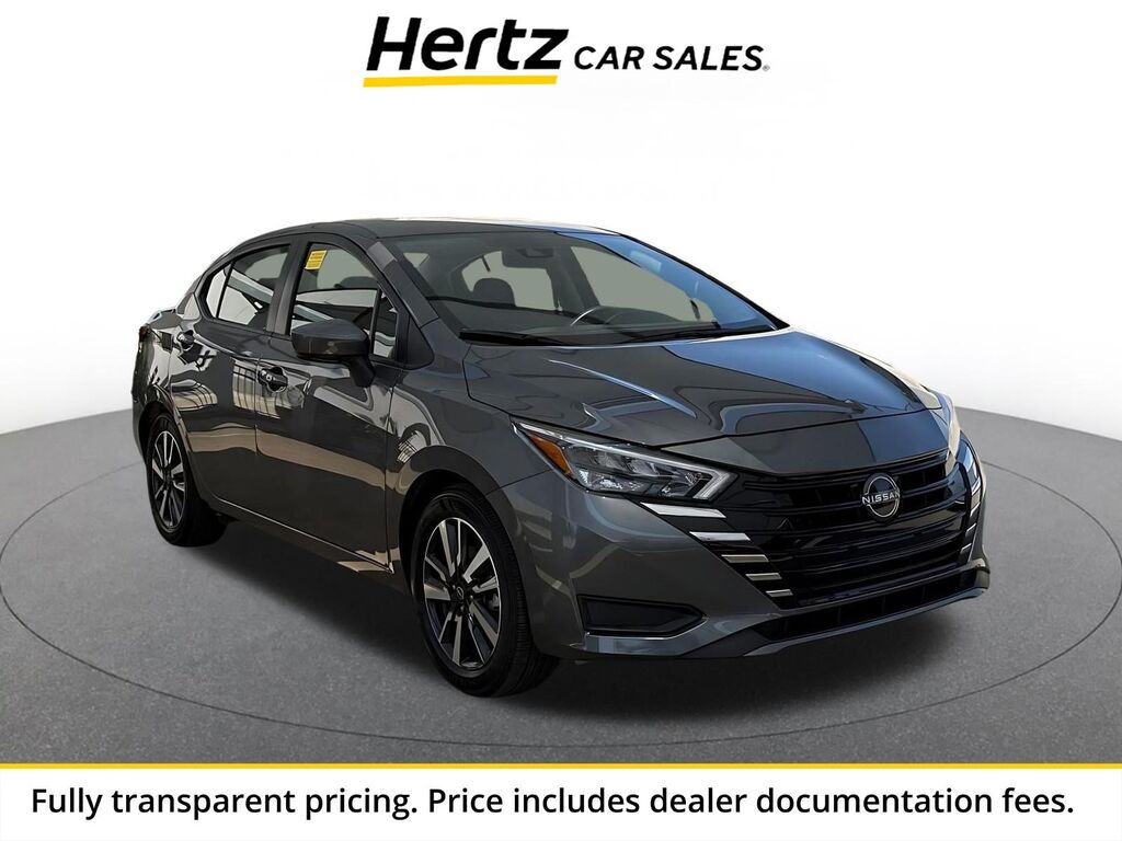 2025 Nissan Versa SV — photo 1 of 13