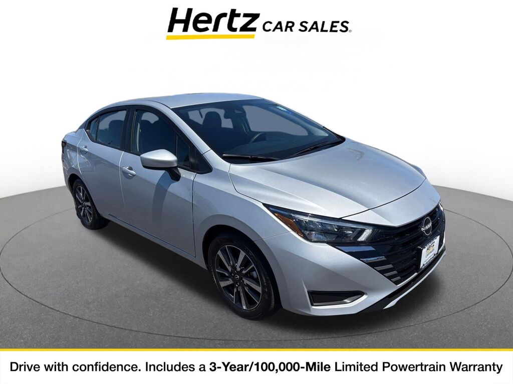 2025 Nissan Versa SV — photo 1 of 11