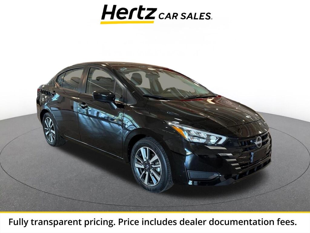2025 Nissan Versa SV — photo 1 of 11