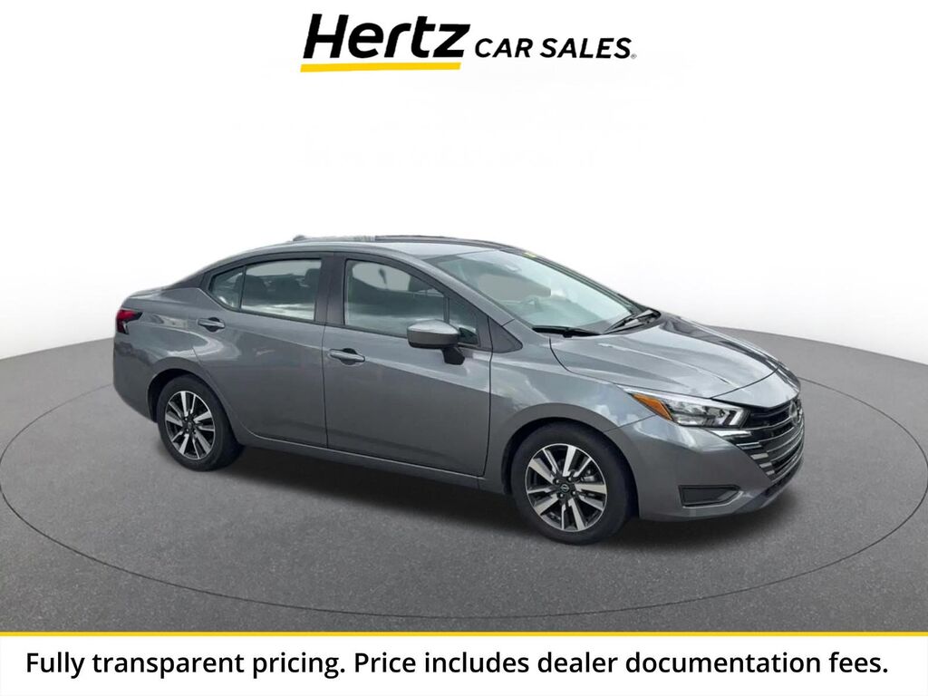 2025 Nissan Versa SV — photo 1 of 11