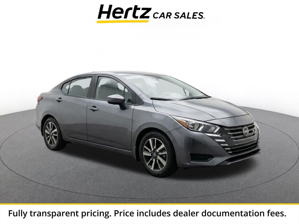2025 Nissan Versa SV — photo 1 of 23