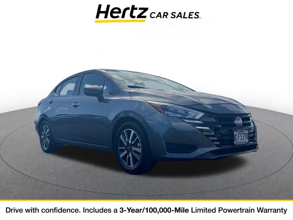 2025 Nissan Versa SV — photo 1 of 11