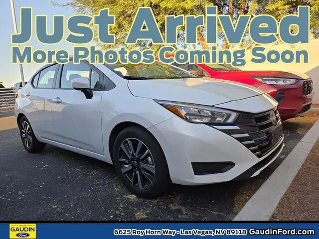 2025 Nissan Versa SV