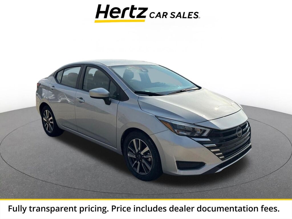 2025 Nissan Versa SV — photo 1 of 13