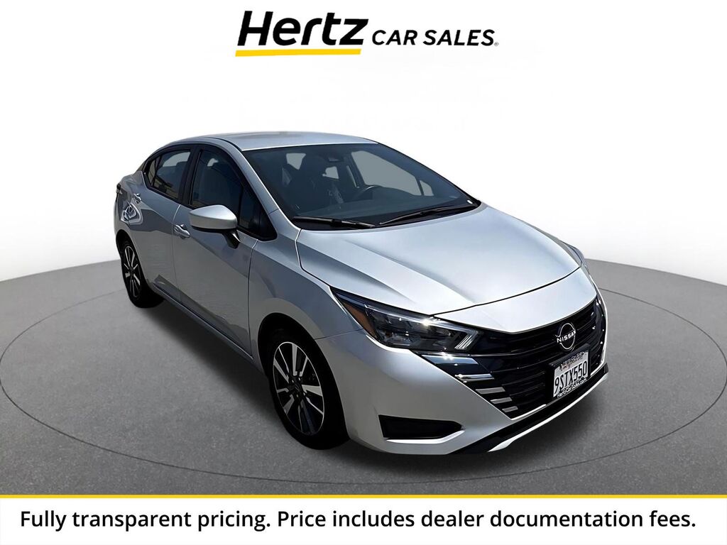 2025 Nissan Versa SV — photo 1 of 11