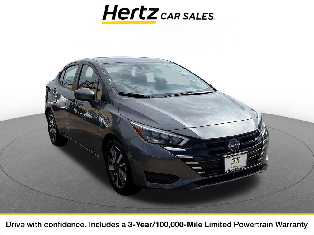 2025 Nissan Versa SV — photo 1 of 11