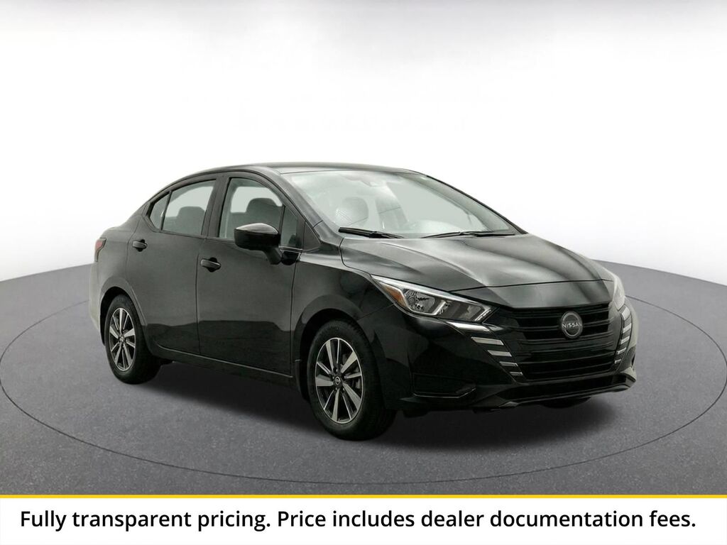2025 Nissan Versa SV — photo 1 of 2
