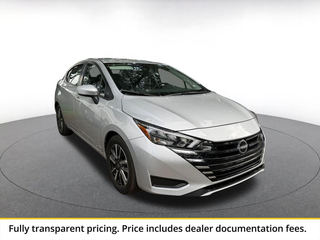 2025 Nissan Versa SV — photo 1 of 11