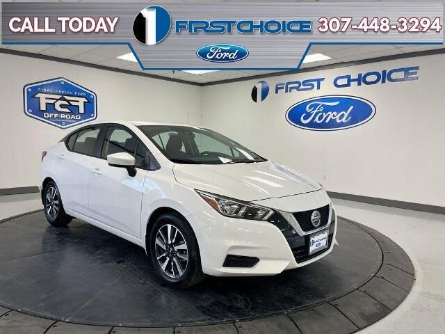 2022 Nissan Versa SV