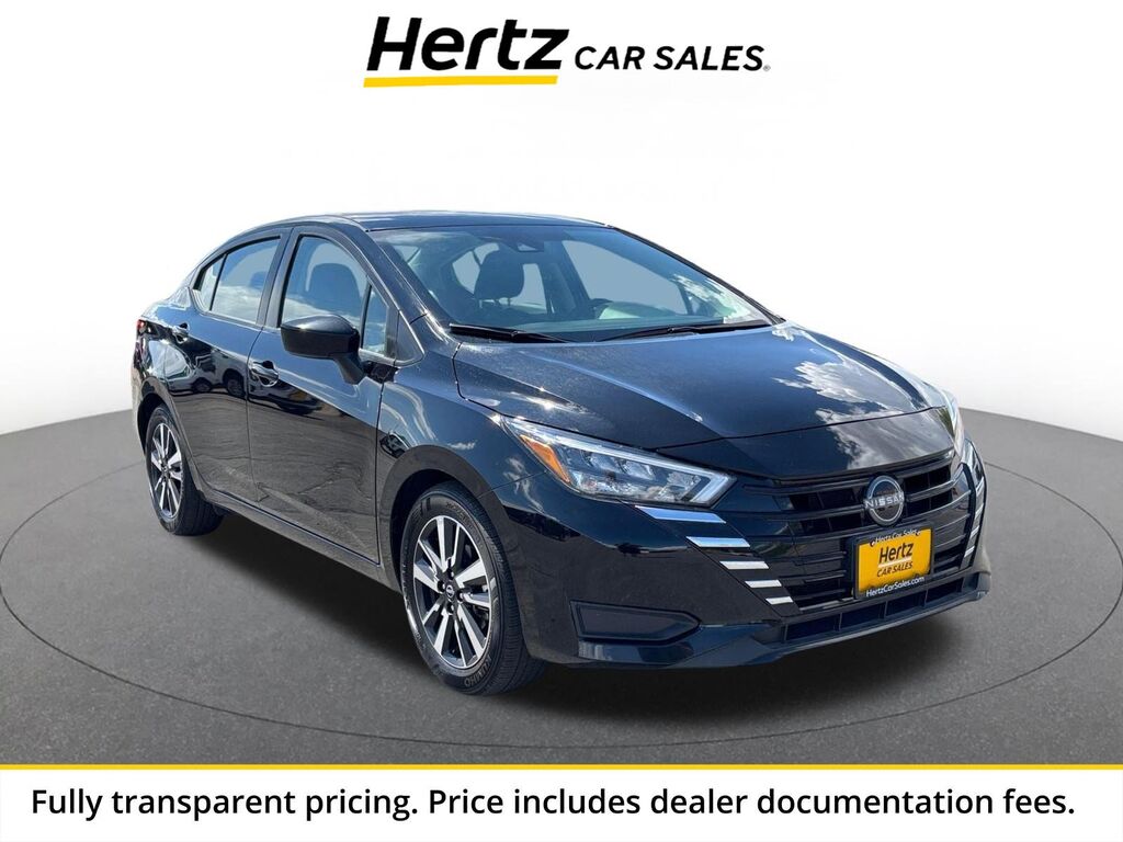 2025 Nissan Versa SV — photo 1 of 11
