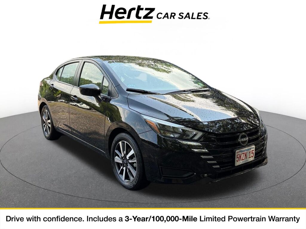 2025 Nissan Versa SV — photo 1 of 4