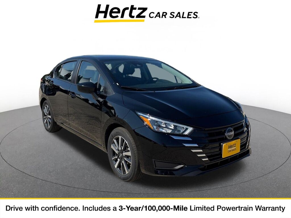 2025 Nissan Versa SV — photo 1 of 11