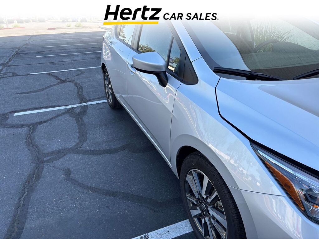 2025 Nissan Versa SV — photo 1 of 1