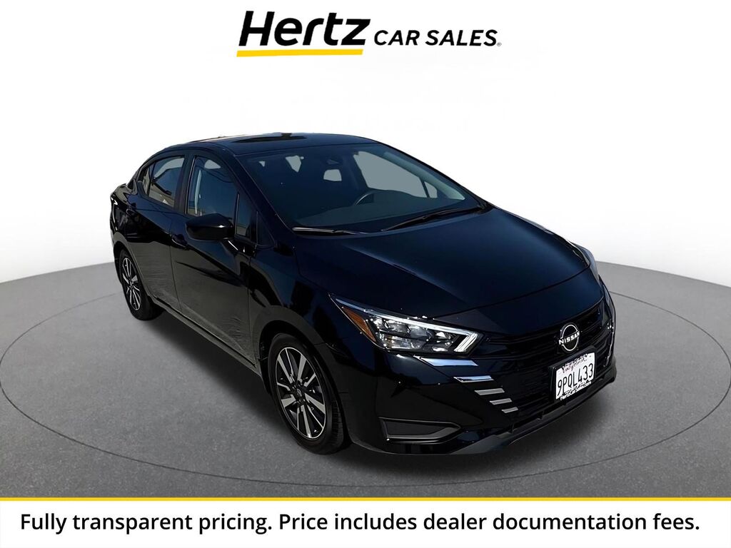 2025 Nissan Versa SV — photo 1 of 11