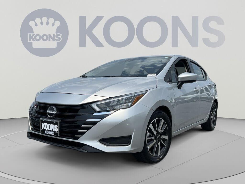 2025 Nissan Versa SV