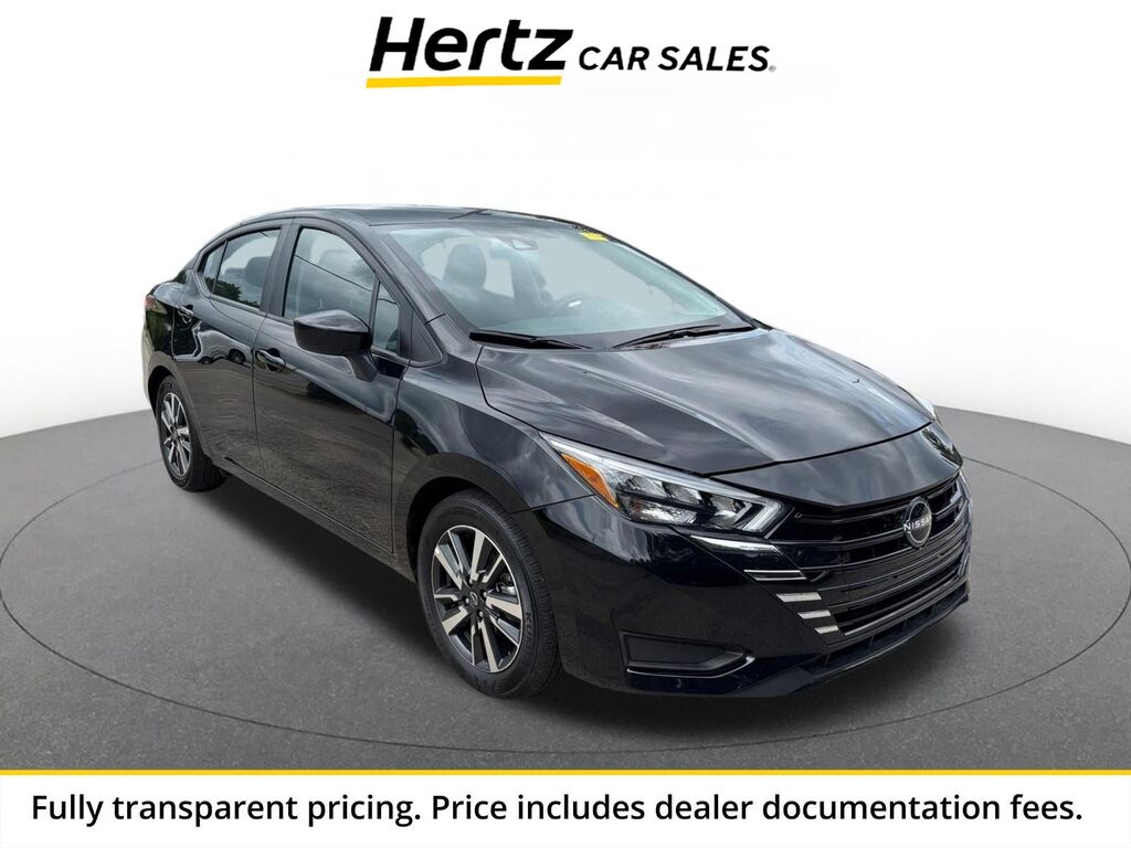 2025 Nissan Versa SV — photo 1 of 11