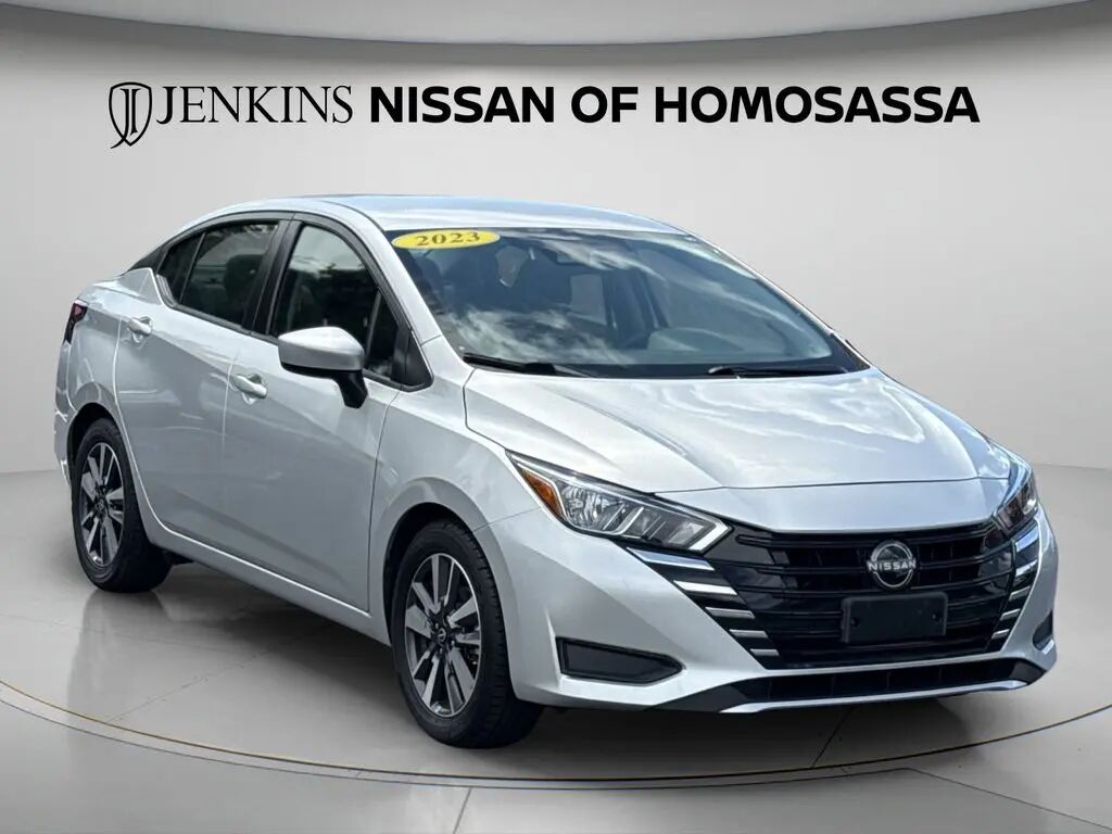 2023 Nissan Versa SV — photo 1 of 10