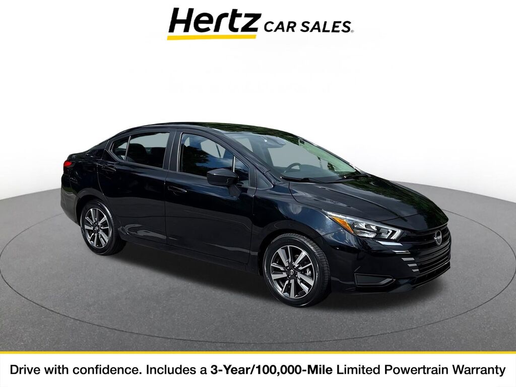 2025 Nissan Versa SV — photo 1 of 11