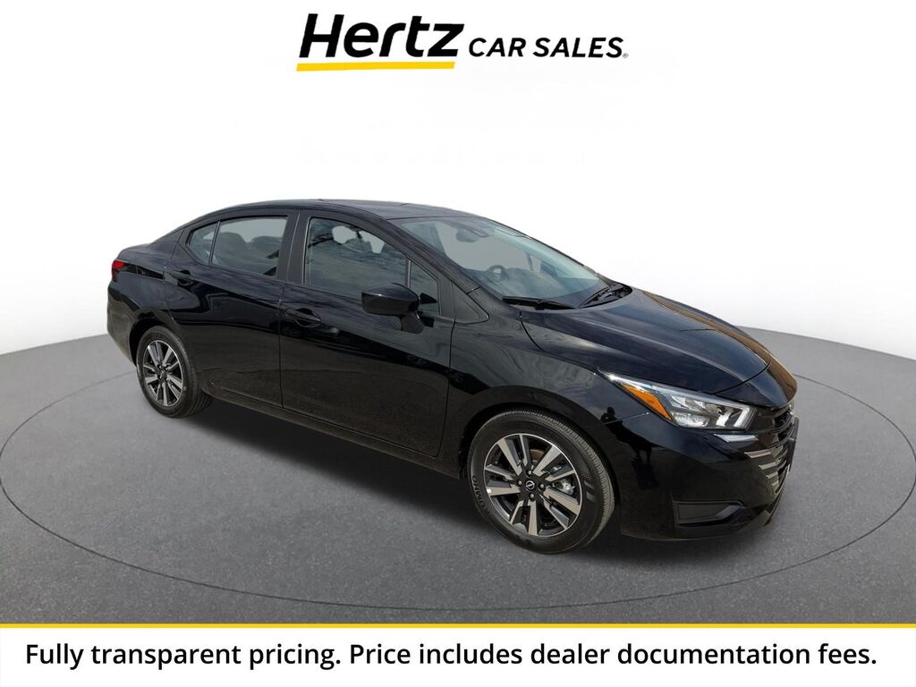 2025 Nissan Versa SV — photo 1 of 11