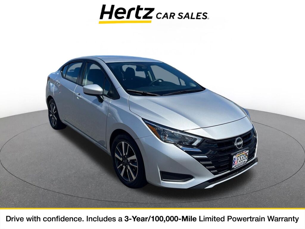2025 Nissan Versa SV — photo 1 of 11