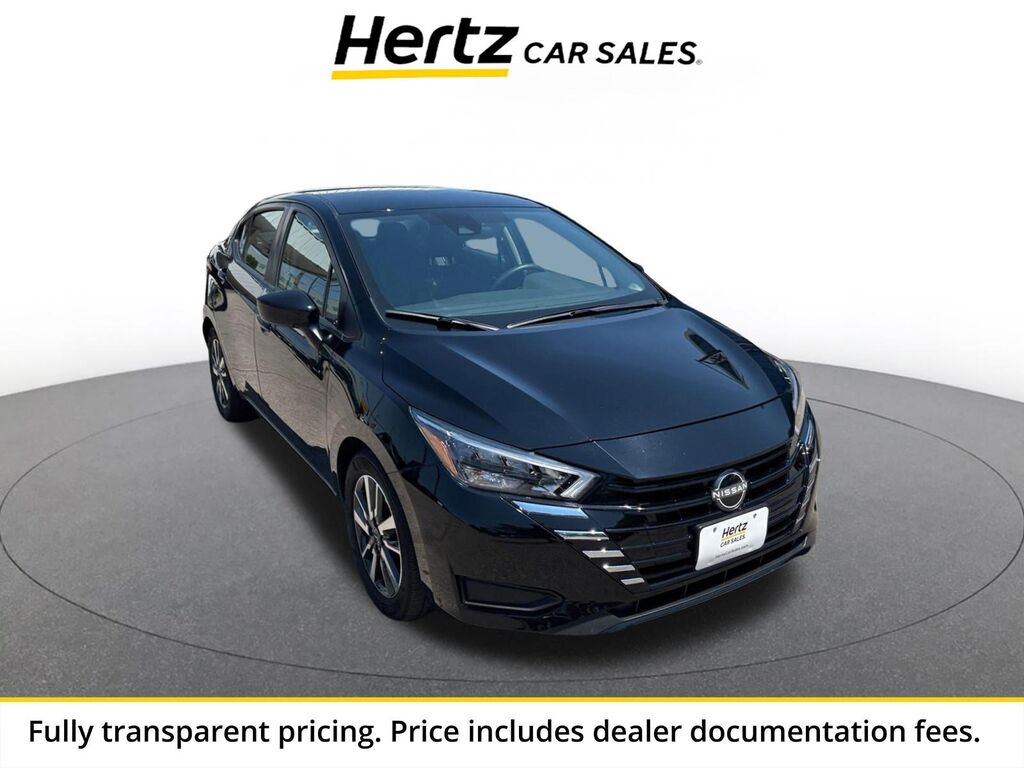 2025 Nissan Versa SV — photo 1 of 11