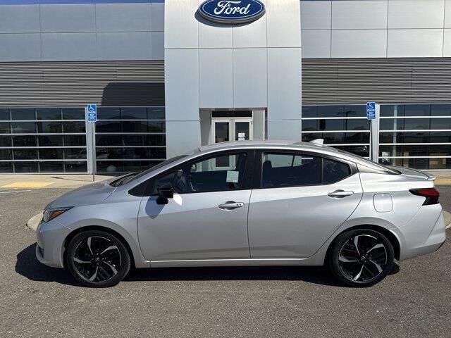 2024 Nissan Versa SR
